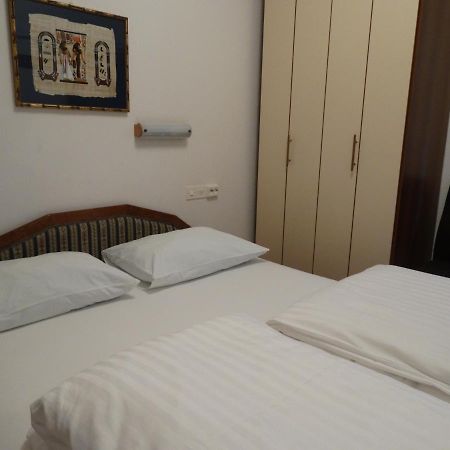 Apartments Kalina Jelsa  Ngoại thất bức ảnh