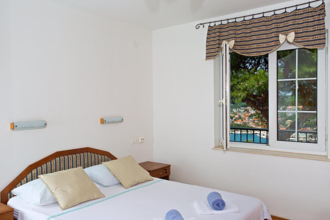 Apartments Kalina Jelsa  Ngoại thất bức ảnh