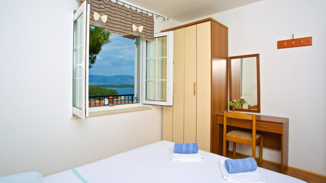 Apartments Kalina Jelsa  Ngoại thất bức ảnh
