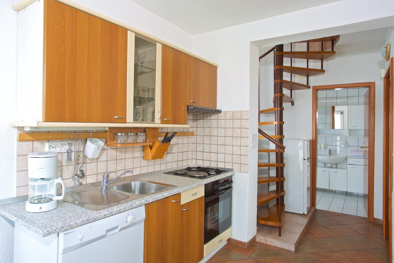 Apartments Kalina Jelsa  Ngoại thất bức ảnh