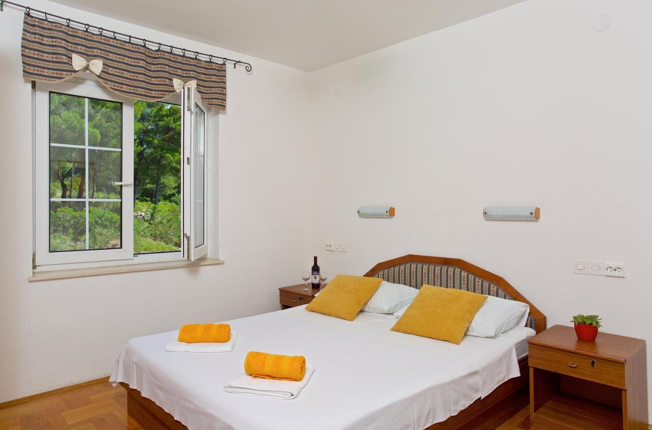Apartments Kalina Jelsa  Ngoại thất bức ảnh