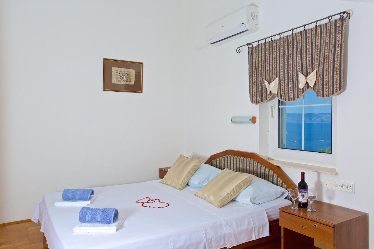 Apartments Kalina Jelsa  Ngoại thất bức ảnh