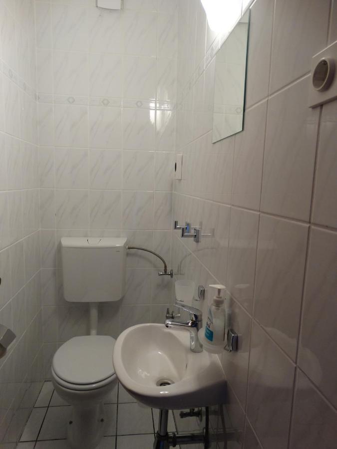 Apartments Kalina Jelsa  Ngoại thất bức ảnh