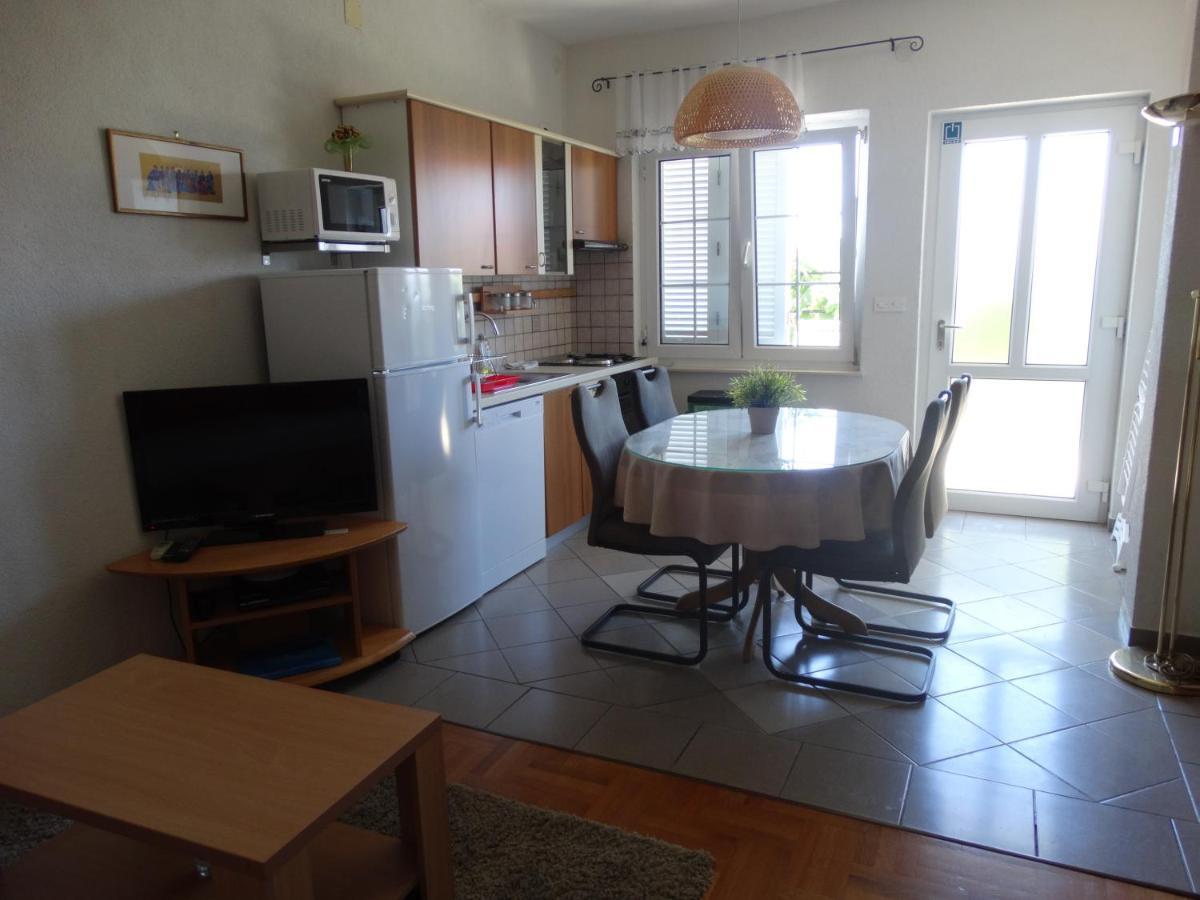 Apartments Kalina Jelsa  Ngoại thất bức ảnh